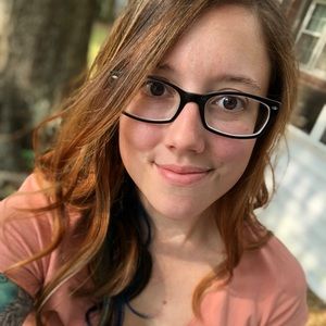 Meet your Posher, Courtney